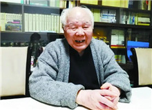 【李國(guó)文】	王　雪丨《得法而努力地耕耘——一篇手稿檔案中的李國(guó)文》；	席思宇丨《“作家是屬于他那個(gè)時(shí)代的”》。
