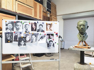 “梅蘭芳孿生數(shù)字人”建模用到的梅蘭芳照片與雕塑；