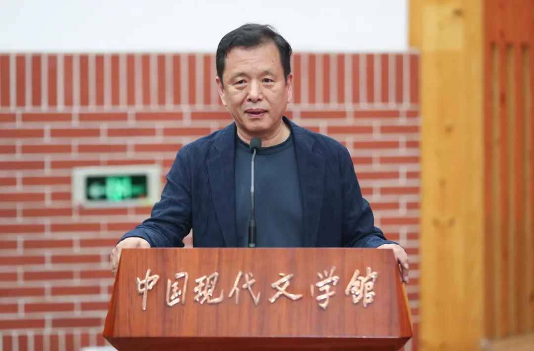 中國作協(xié)黨組成員、副主席、書記處書記李敬澤致辭