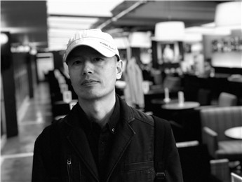 【訪談】黃梵：短篇小說的快感本質是對多巴胺的利用