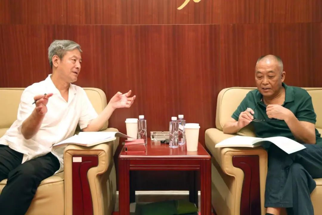 白濤《馬背長調(diào)——一個(gè)人的和聲》改稿現(xiàn)場
