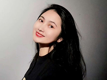 莊凌：沒有力量改變世界，詩歌依然可以散發微光